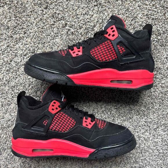 Nike Air Jordan 4 Red Thunder Size 5 Youth (Size 6.5 Women's) - Picture 2 of 7